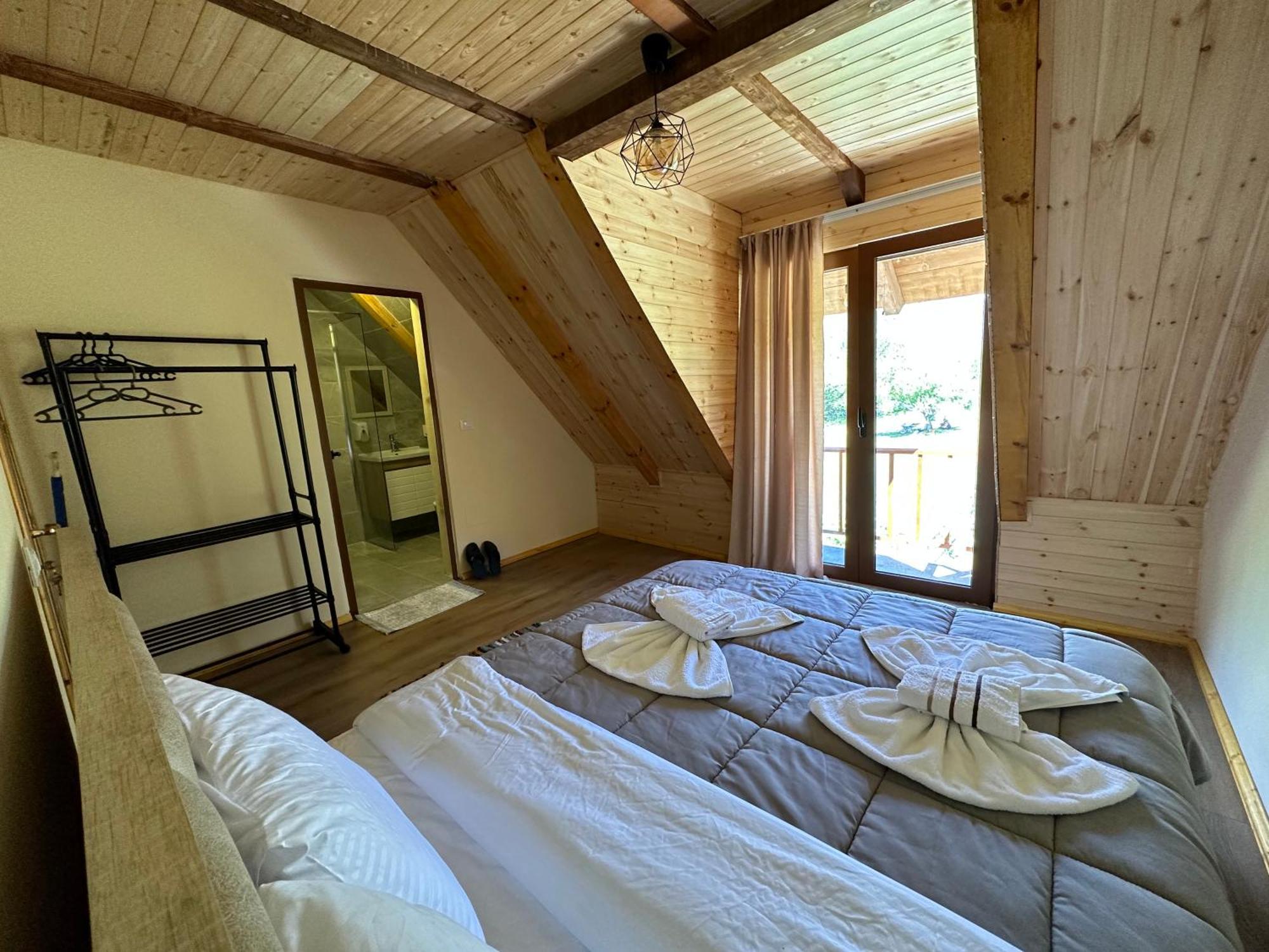 Hotel Royal Land Theth Zewnętrze zdjęcie
