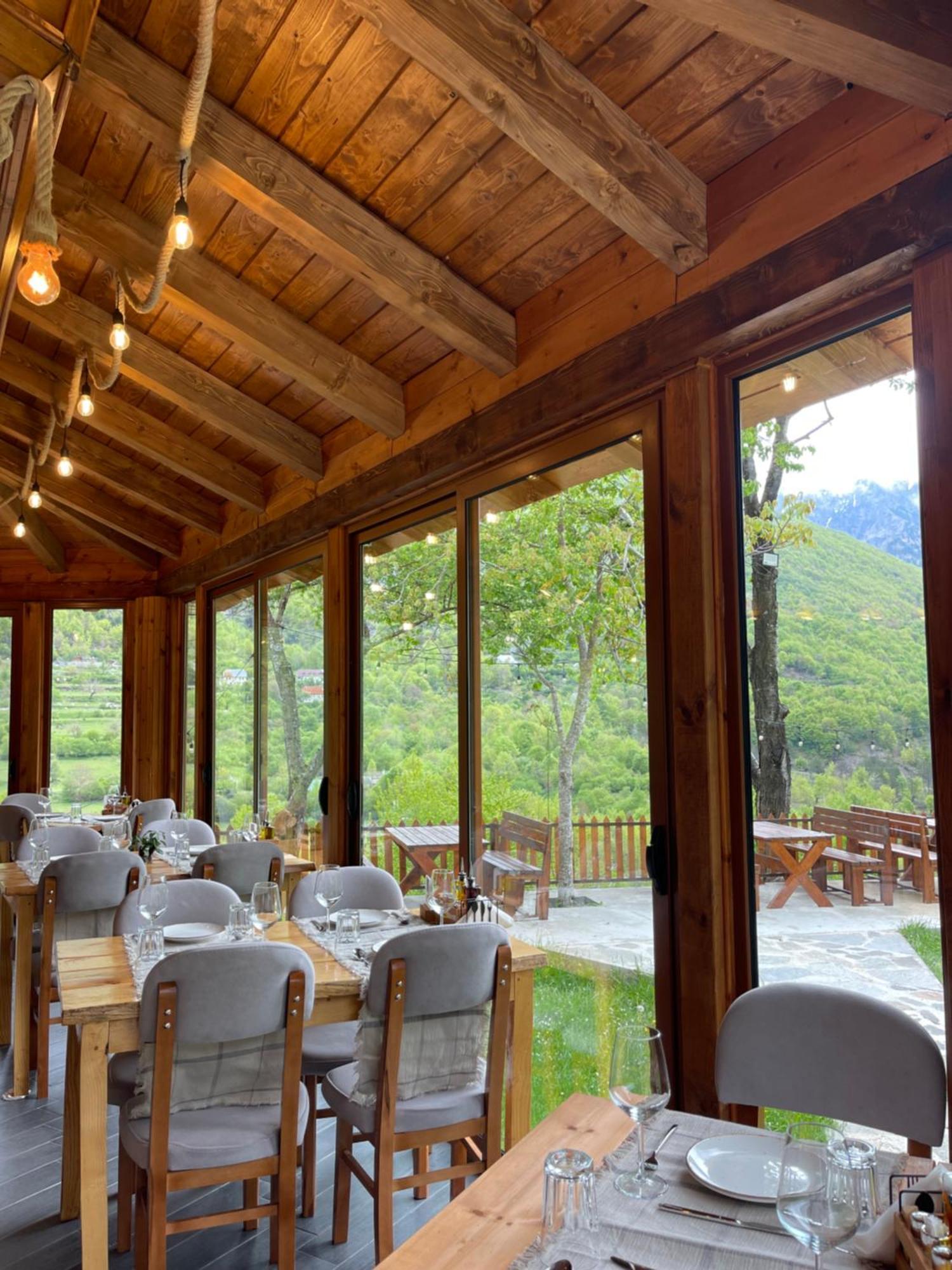 Hotel Royal Land Theth Zewnętrze zdjęcie